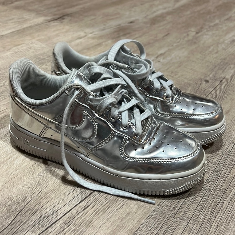 Nike Air Force 1